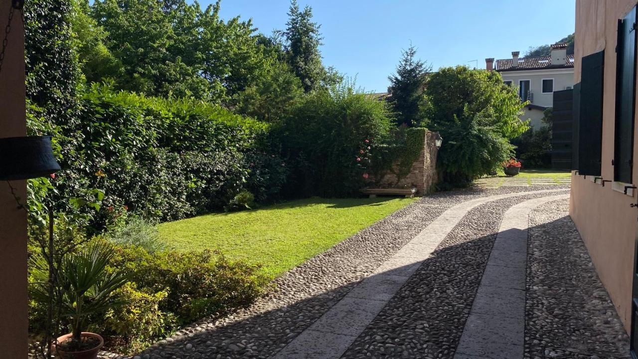 Regina Dei Fiori Apartment Marostica Luaran gambar